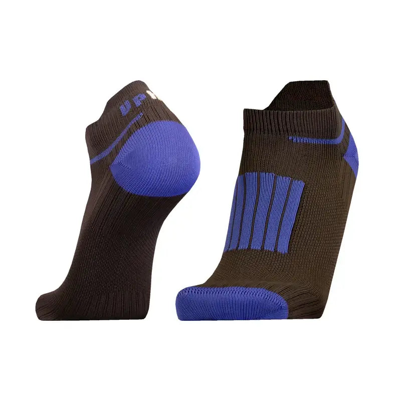 Front low grey blue running socks side