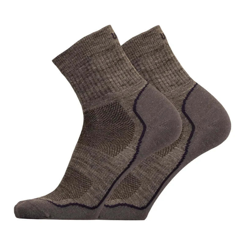 Frost Trail grey black running socks