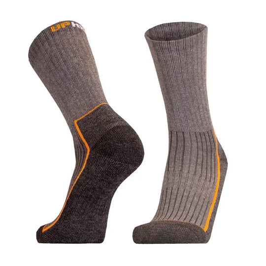 Saana grey hiking socks in Merino wool showing seamless toe design