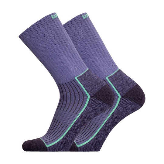 Saana turquoise hiking socks in Merino wool showing seamless toe design